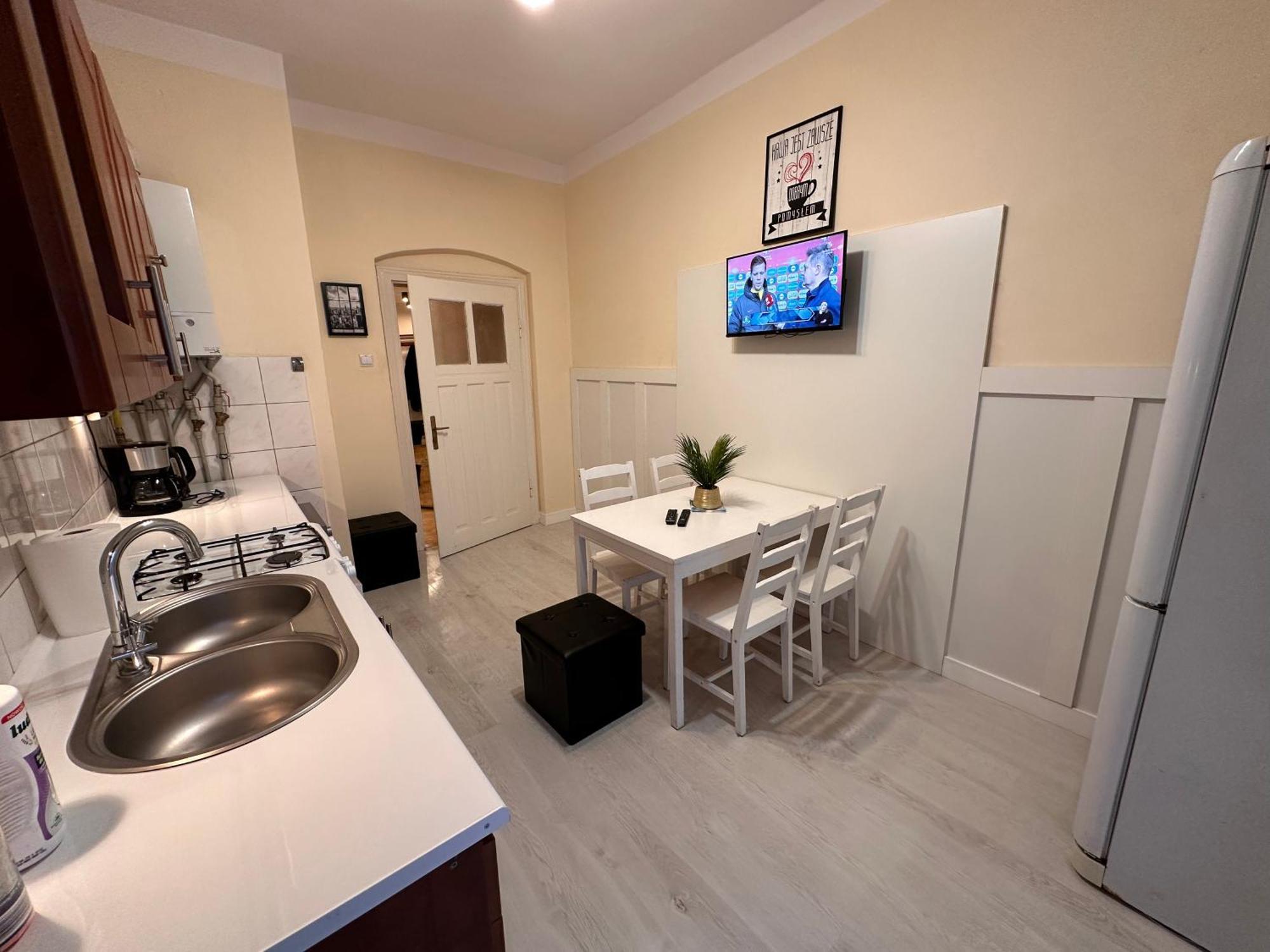 Apartamenty Ktw Central Station Katowice Extérieur photo